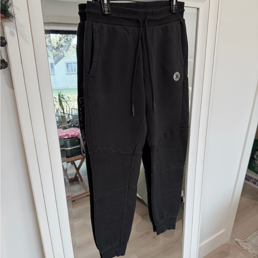 Hurley Men’s fleece lined joggers